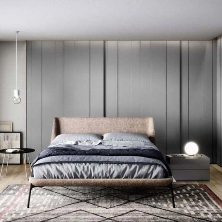 What is the difference between fitted and built-in wardrobes?
